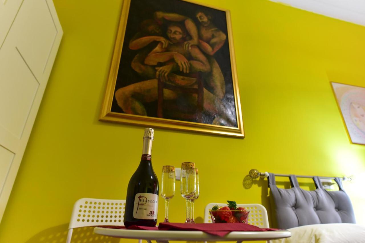 Romebest Suite Luaran gambar